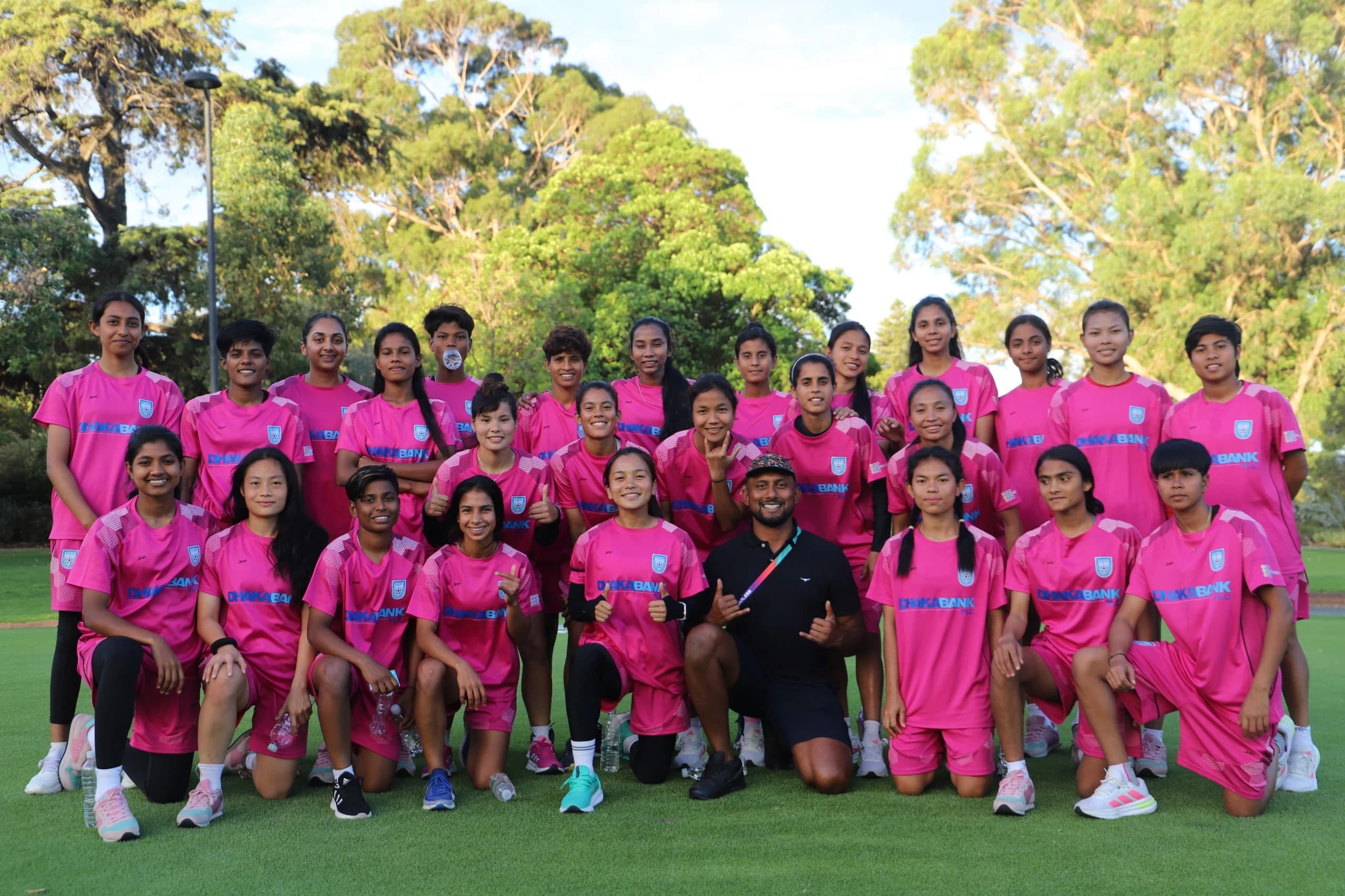 ঘুরে দাঁড়ানোর লক্ষ্যে পার্থে বাংলাদেশ নারী দল- খবরের থাম্বনেইল ফটো