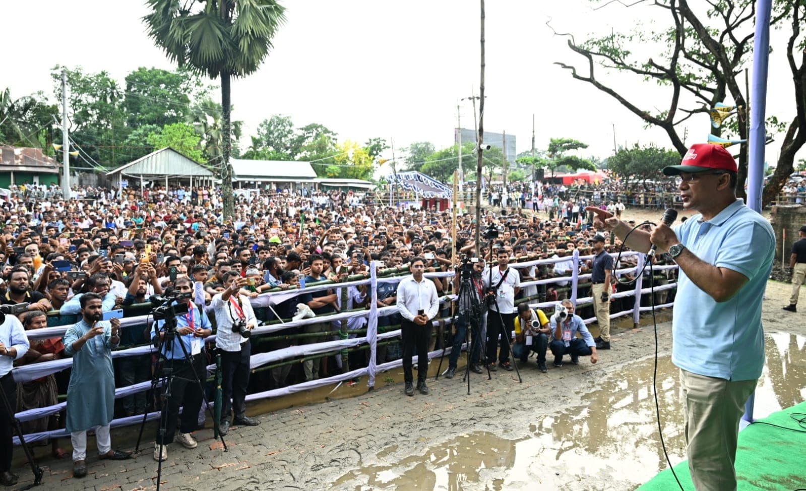দেশে অরাজকতা সৃষ্টির পায়তারা চলছে, সতর্ক থাকুন : প্রধানমন্ত্রী- খবরের ইমেজ Image