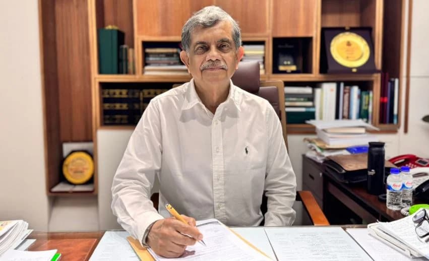 দক্ষ ও প্রযুক্তি সচেতন মানবসম্পদ তৈরিই বর্তমান শিক্ষার মূল লক্ষ্য: শিক্ষা উপদেষ্টা- খবরের থাম্বনেইল ফটো