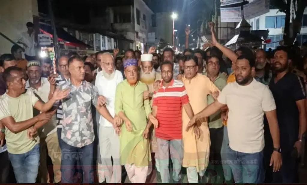 আন্দালিভ রহমান পার্থ মন্ত্রী হওয়ায় ভোলায় আনন্দ মিছিল ও মিষ্টি বিতরণ - খবরের ইমেজ Image