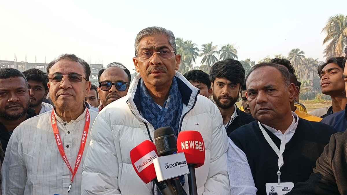 লক্ষ্মীপুর-৩ আসনে এগিয়ে ধানের শীষের এ্যানি- খবরের থাম্বনেইল ফটো