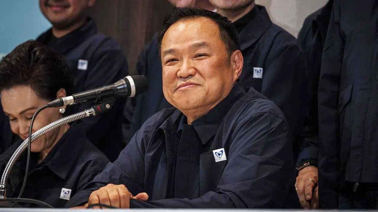 থাইল্যান্ডে বড় জয় পেলেন অন্তর্বর্তী প্রধানমন্ত্রী আনুতিন- খবরের থাম্বনেইল ফটো