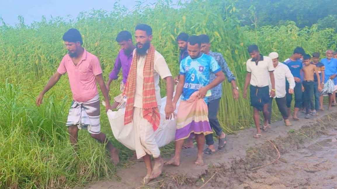 পাবনায় আ.লীগ নেতাকে গলাকেটে হত্যা- খবরের থাম্বনেইল ফটো