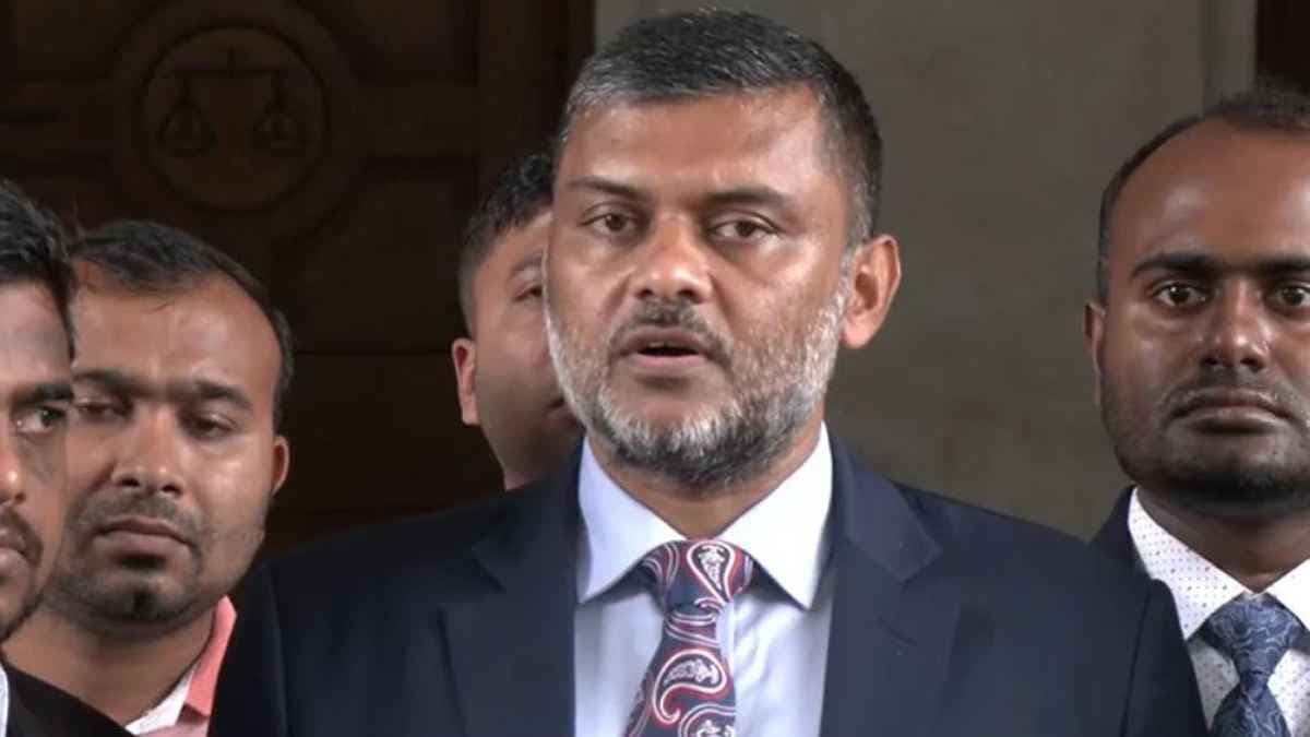 গণভোটের ম্যান্ডেটকে সরকার ভায়োলেট করতে চাইলে ব্লান্ডার হবে: শিশির মনির- খবরের থাম্বনেইল ফটো