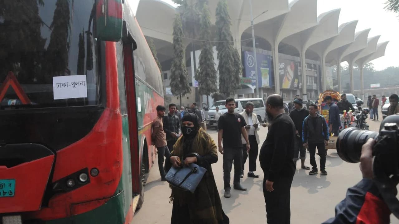 বিআরটিসি বাসের অগ্রিম টিকিট বিক্রি শুরু- খবরের থাম্বনেইল ফটো