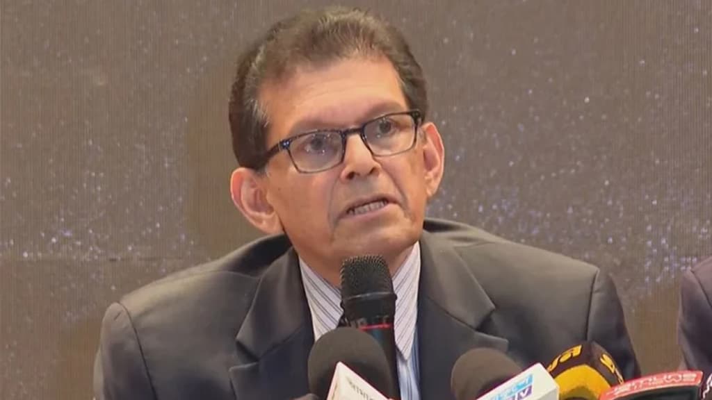 অন্তর্বর্তী সরকারের প্রতিরক্ষা চুক্তি চলমান প্রক্রিয়ার অংশ: নিরাপত্তা উপদেষ্টা- খবরের থাম্বনেইল ফটো