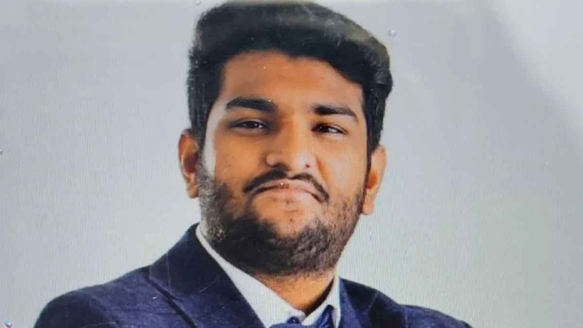 সমুদ্রে নিখোঁজের ৩৯ ঘণ্টা পর মিলল পর্যটকের মরদেহ- খবরের ইমেজ Image