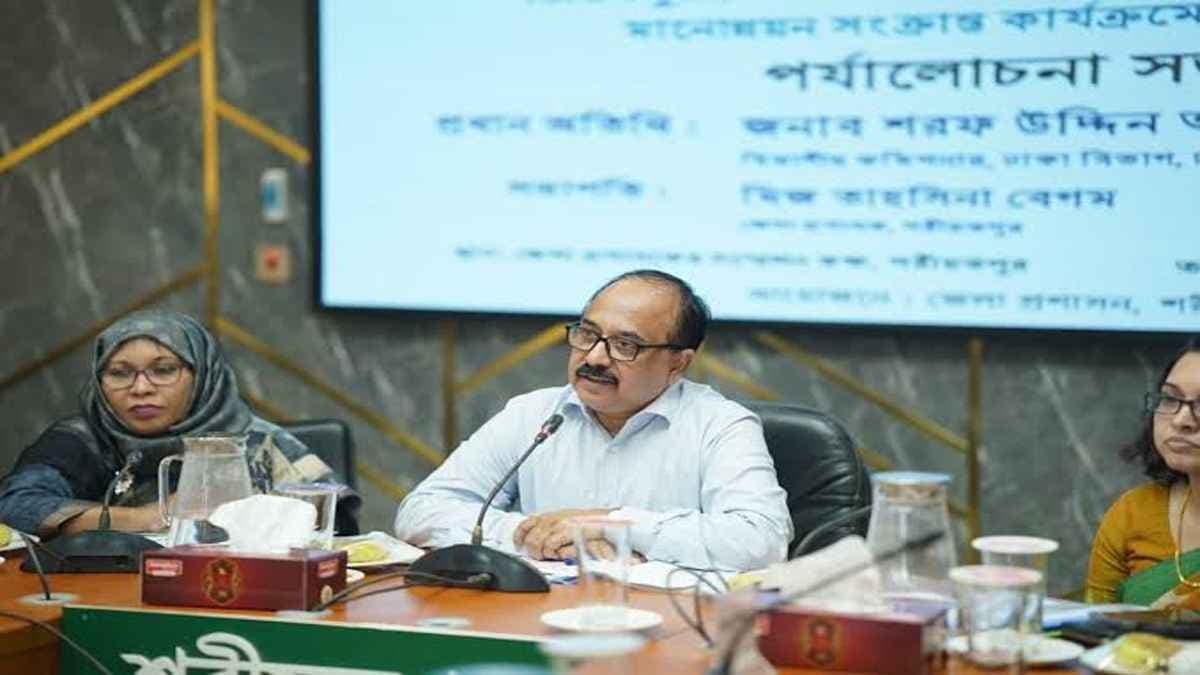 ‘ঢাকায় সার্বিক প্রস্তুতি সম্পন্ন, ১৪০০ কেন্দ্র ঝুঁকিপূর্ণ’- খবরের থাম্বনেইল ফটো
