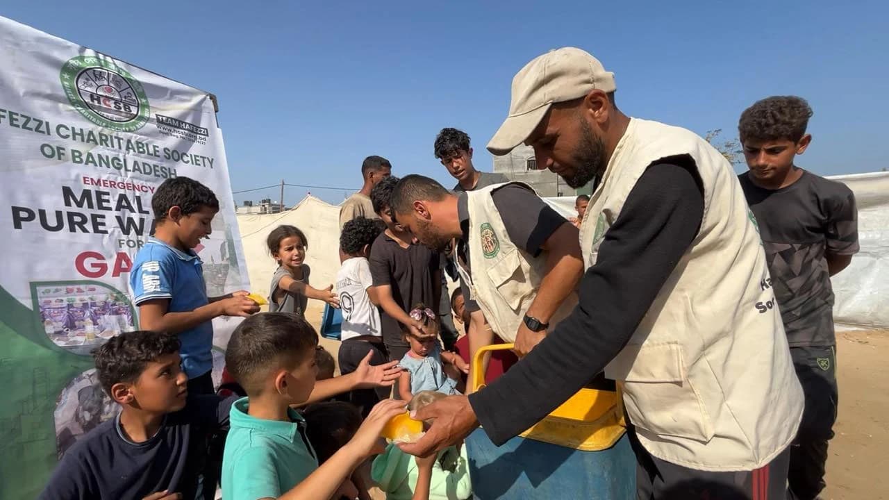 মানবিক সংকটে তিন দেশে ধারাবাহিক কার্যক্রম চালাচ্ছে হাফেজ্জী চ্যারিটেবল- খবরের থাম্বনেইল ফটো
