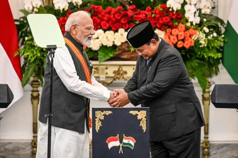দূরপাল্লার ক্ষেপণাস্ত্র সরবরাহে ইন্দোনেশিয়া-ভারত চুক্তি- খবরের ইমেজ Image
