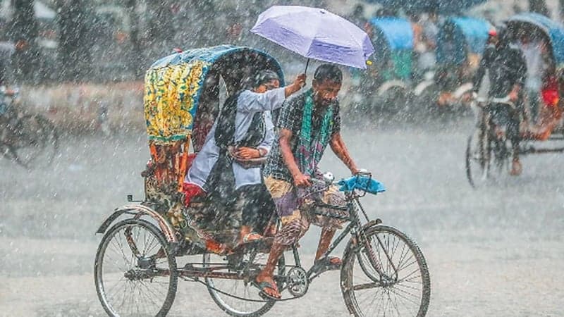 দেশের কোথাও কোথাও মাঝারি ধরনের ভারী বর্ষণের সম্ভাবনা- খবরের ইমেজ Image