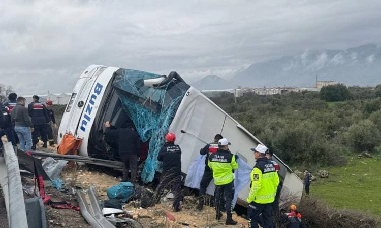 তুরস্কে পৃথক সড়ক দুর্ঘটনায় নিহত ১৬- খবরের থাম্বনেইল ফটো