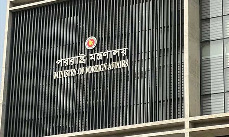 কুয়েত, মালয়েশিয়া ও লিবিয়া থেকে ৩৪ জন প্রবাসীর মরদেহ দেশে পৌঁছেছে- খবরের থাম্বনেইল ফটো