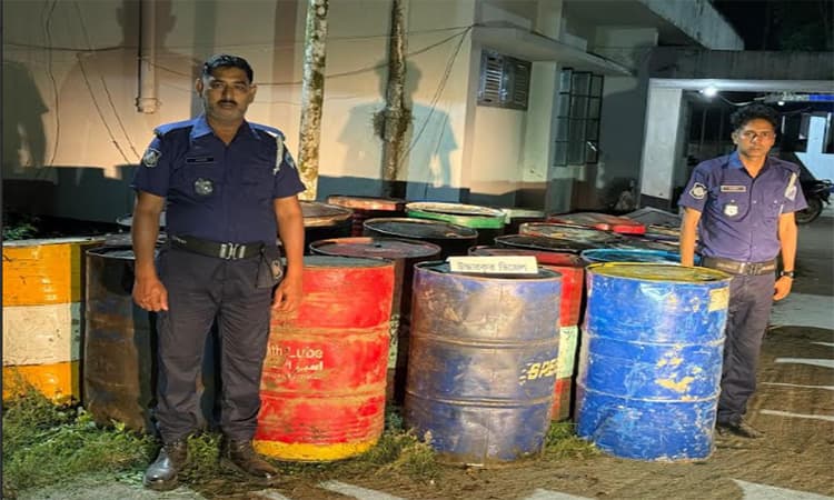 লক্ষ্মীপুরে পাচারকালে ৪৮০০ লিটার ডিজেল জব্দ- খবরের ইমেজ Image