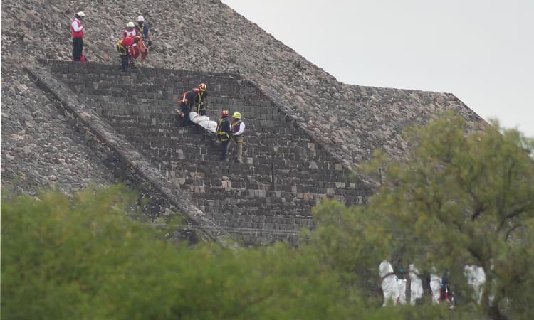 মেক্সিকোর পর্যটন কেন্দ্রে গোলাগুলি : কানাডীয় পর্যটক নিহত, আহত ১৩- খবরের ইমেজ Image