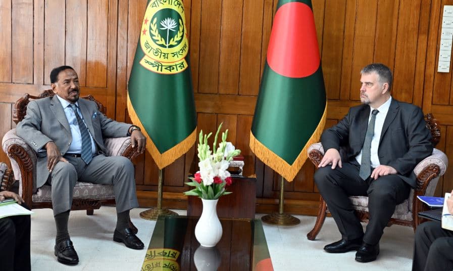 ত্রয়োদশ সংসদ নির্বাচন গণতন্ত্রে নতুন দিগন্ত উন্মোচন করেছে : স্পিকার- খবরের থাম্বনেইল ফটো