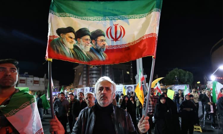 উপসাগরীয় অঞ্চলে স্থিতিশীলতার আগে হামলা ঠেকাতে ‘বিশ্বাসযোগ্য নিশ্চয়তা’ প্রয়োজন:  ইরানি দূত - খবরের থাম্বনেইল ফটো