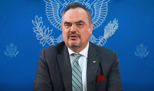 বাংলাদেশের সঙ্গে বিনিয়োগভিত্তিক অংশীদারত্ব চায় যুক্তরাষ্ট্র : রাষ্ট্রদূত- খবরের থাম্বনেইল ফটো