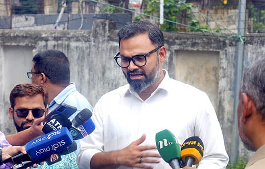 তৃণমূল থেকে প্রতিভা অন্বেষণ ও ক্রীড়া কূটনীতিতে জোর দিচ্ছে সরকার : ক্রীড়া প্রতিমন্ত্রী- খবরের ইমেজ Image