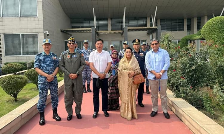 বগুড়াকে দেশের অন্যতম এভিয়েশন হাবে রূপান্তর করা হবে : বিমান মন্ত্রী- খবরের ইমেজ Image