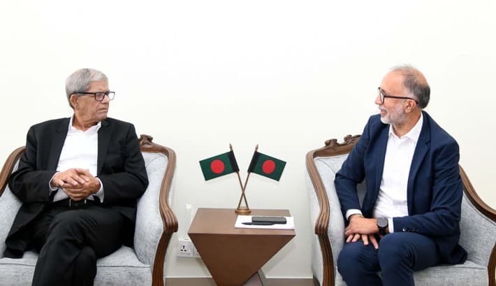 প্রকল্প বাস্তবায়নে দীর্ঘসূত্রিতা কমানোর আহ্বান স্থানীয় সরকার মন্ত্রীর- খবরের থাম্বনেইল ফটো