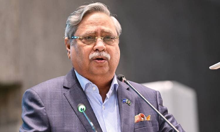 পুলিশকে মানবিক ও প্রযুক্তি নির্ভর বাহিনী হিসেবে গড়ে তোলার আহ্বান রাষ্ট্রপতির - খবরের ইমেজ Image