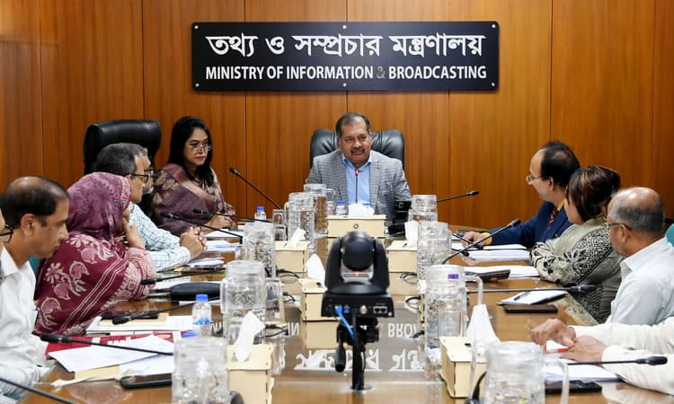 প্রশাসনকে জনগণের প্রত্যাশা অনুযায়ী দক্ষ করে গড়ে তুলতে হবে : তথ্যমন্ত্রী- খবরের থাম্বনেইল ফটো