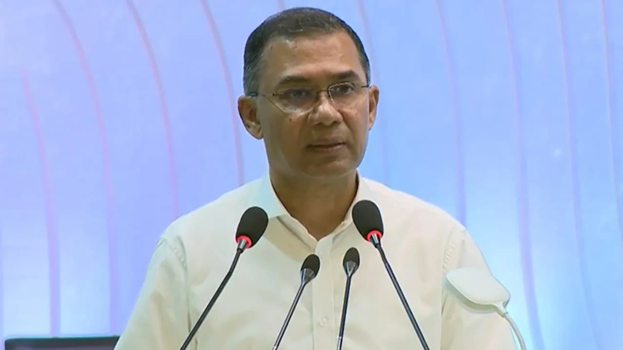 দেশের নাগরিকেরা দুর্বল হলে রাষ্ট্র শক্তিশালী হতে পারে না- খবরের থাম্বনেইল ফটো