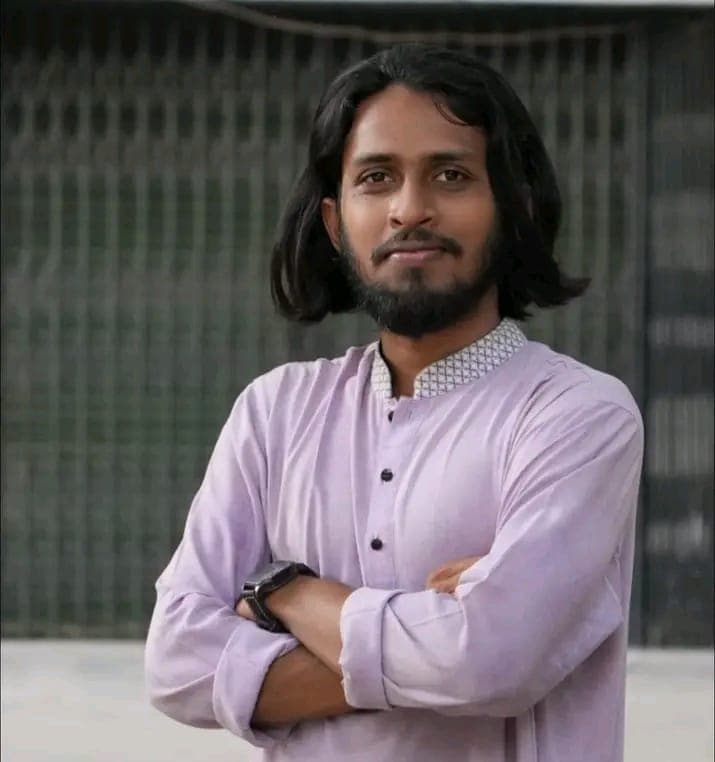 "দেশের রাজনৈতিক দলগুলো ব্যস্ত কে গুপ্ত, কে রাজাকার, কে কার দোসর এই পুরোনো তর্কে"- খবরের ইমেজ Image