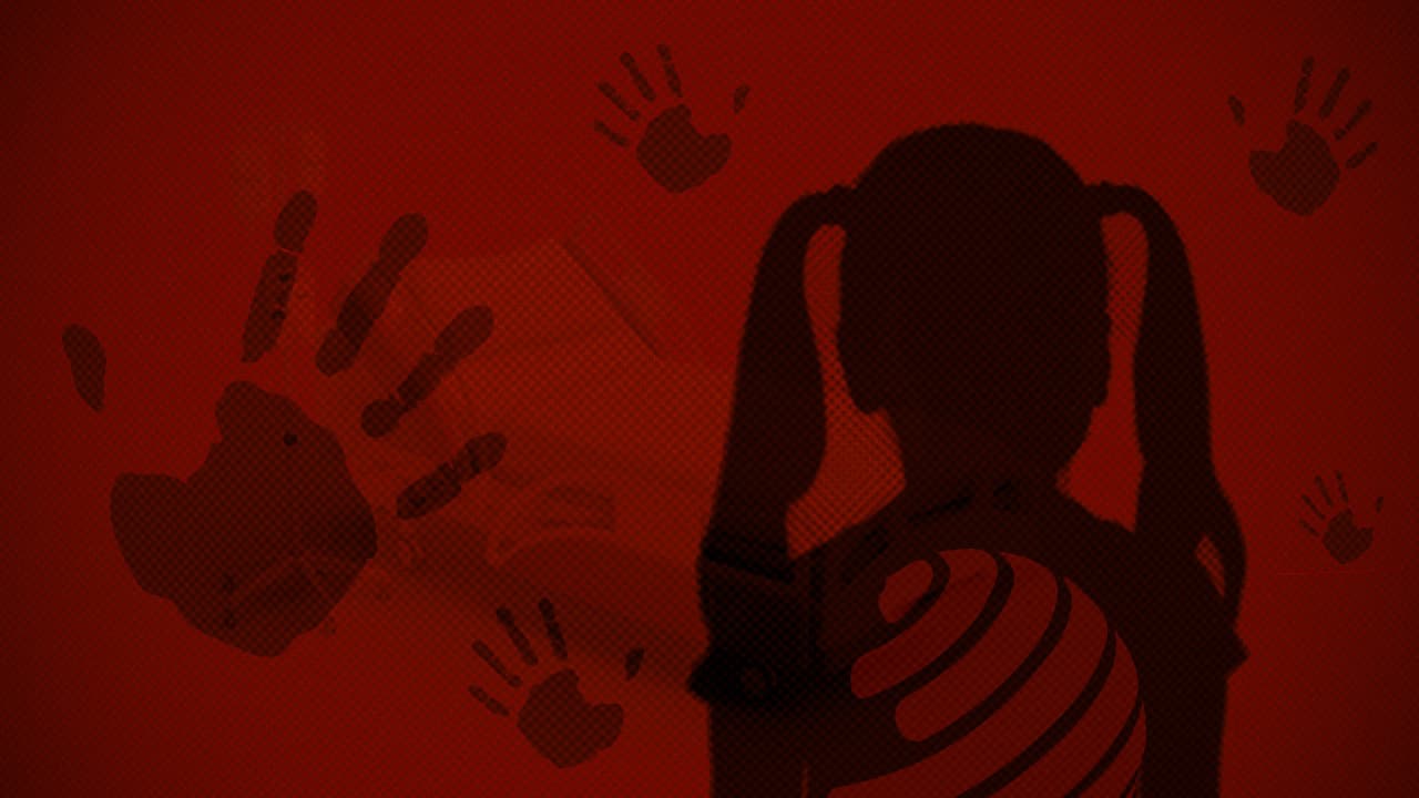 ৪ বছরের শিশুকে নির্যাতন, অভিযোগ বাবা ও সৎ মায়ের বিরুদ্ধে- খবরের থাম্বনেইল ফটো