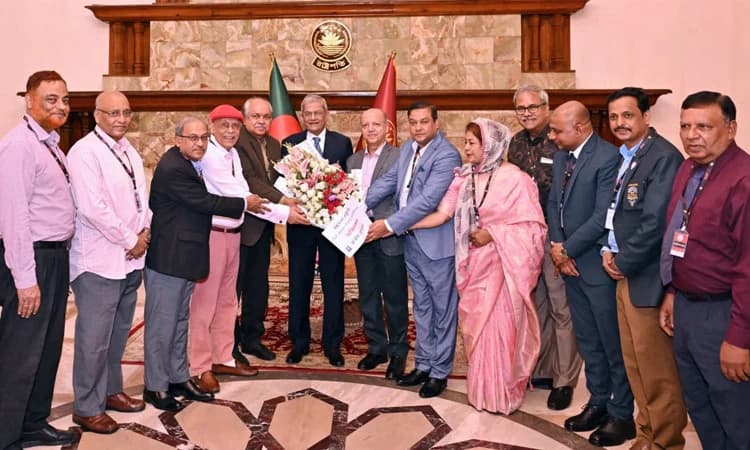 গণতন্ত্র বাঁচাতে হলে গণমাধ্যমকেও বাঁচাতে হবে: রাষ্ট্রপতি- খবরের ইমেজ Image