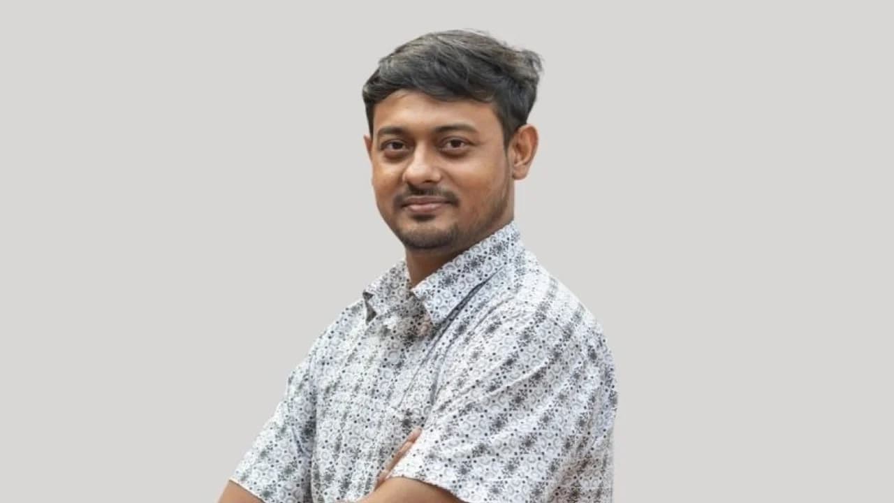 নাসিরুদ্দীন পাটওয়ারীর বিরুদ্ধে মানহানির মামলা- খবরের থাম্বনেইল ফটো