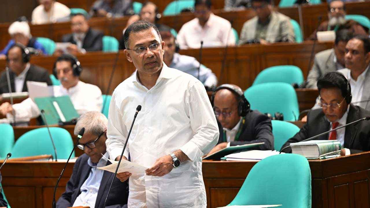 সংসদে ৫ বছরের কর্মপরিকল্পনার রূপরেখা তুলে ধরলেন প্রধানমন্ত্রী- খবরের থাম্বনেইল ফটো