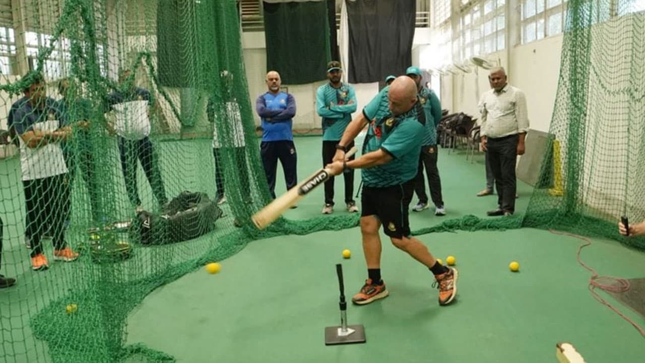 জাকেরদের পাওয়ার হিটিং শেখানো উড এখন শ্রীলঙ্কার ব্যাটিং কোচ Image