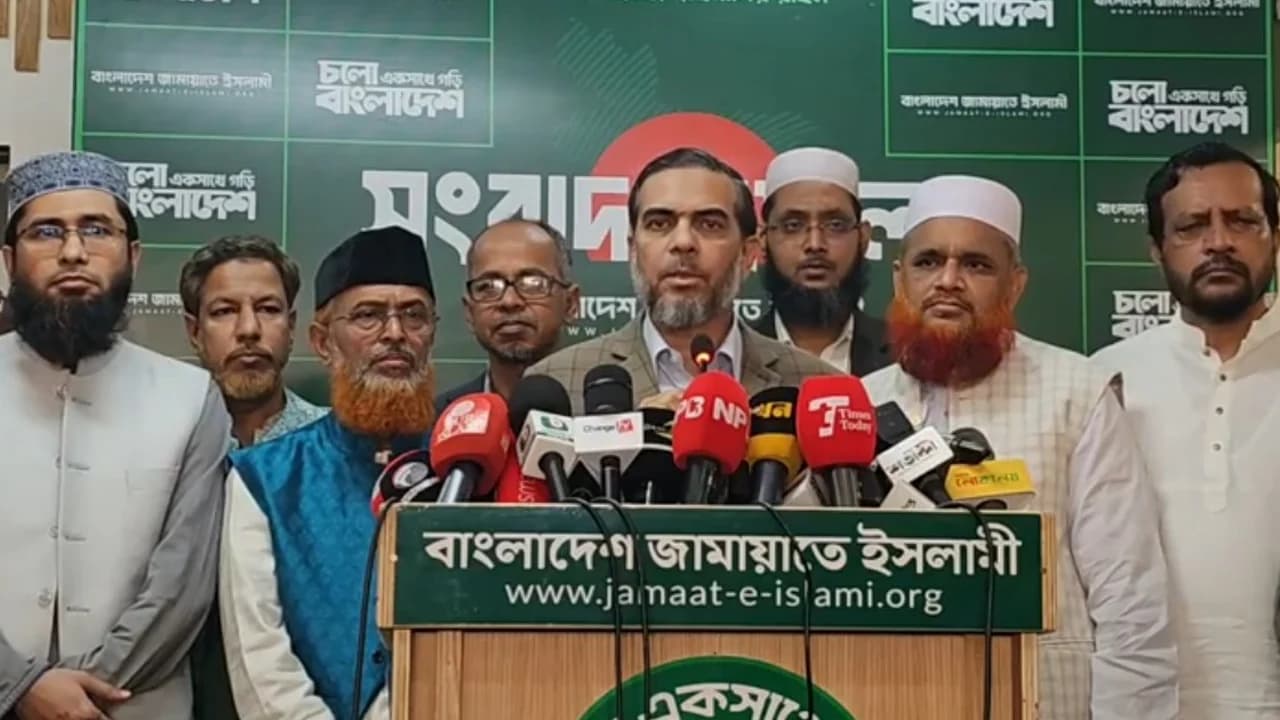 সরকার ও প্রশাসনের ব্যর্থতায় জমায়াত নেতারা নিরাপত্তাহীন—জুবায়েরের দাবি- খবরের থাম্বনেইল ফটো