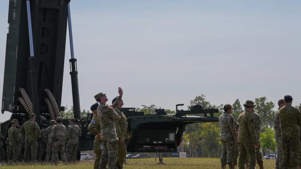 প্রথমবার বিদেশে ‘ডার্ক ঈগল’ মোতায়েন করল যুক্তরাষ্ট্র- খবরের থাম্বনেইল ফটো
