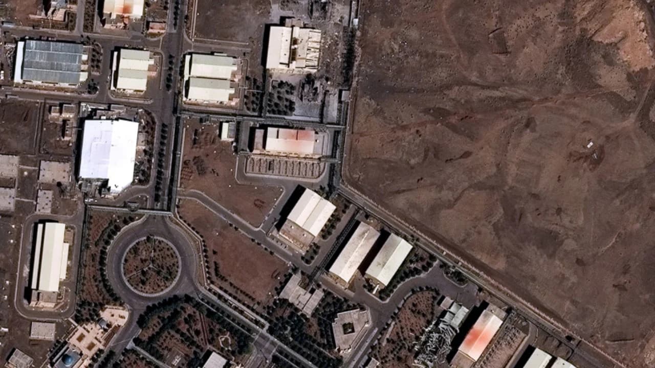 যুক্তরাষ্ট্র ও ইসরাইল ইরানের ইউরেনিয়াম জব্দে বিশেষ বাহিনী পাঠানোর পরিকল্পনা করছে- খবরের থাম্বনেইল ফটো