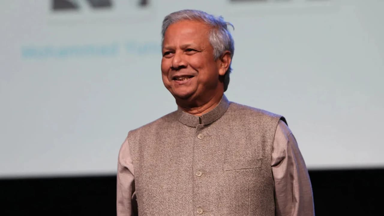 ‘রাষ্ট্রীয় অতিথি ভবন যমুনা’ ছাড়লেন মুহাম্মদ ইউনূস- খবরের থাম্বনেইল ফটো