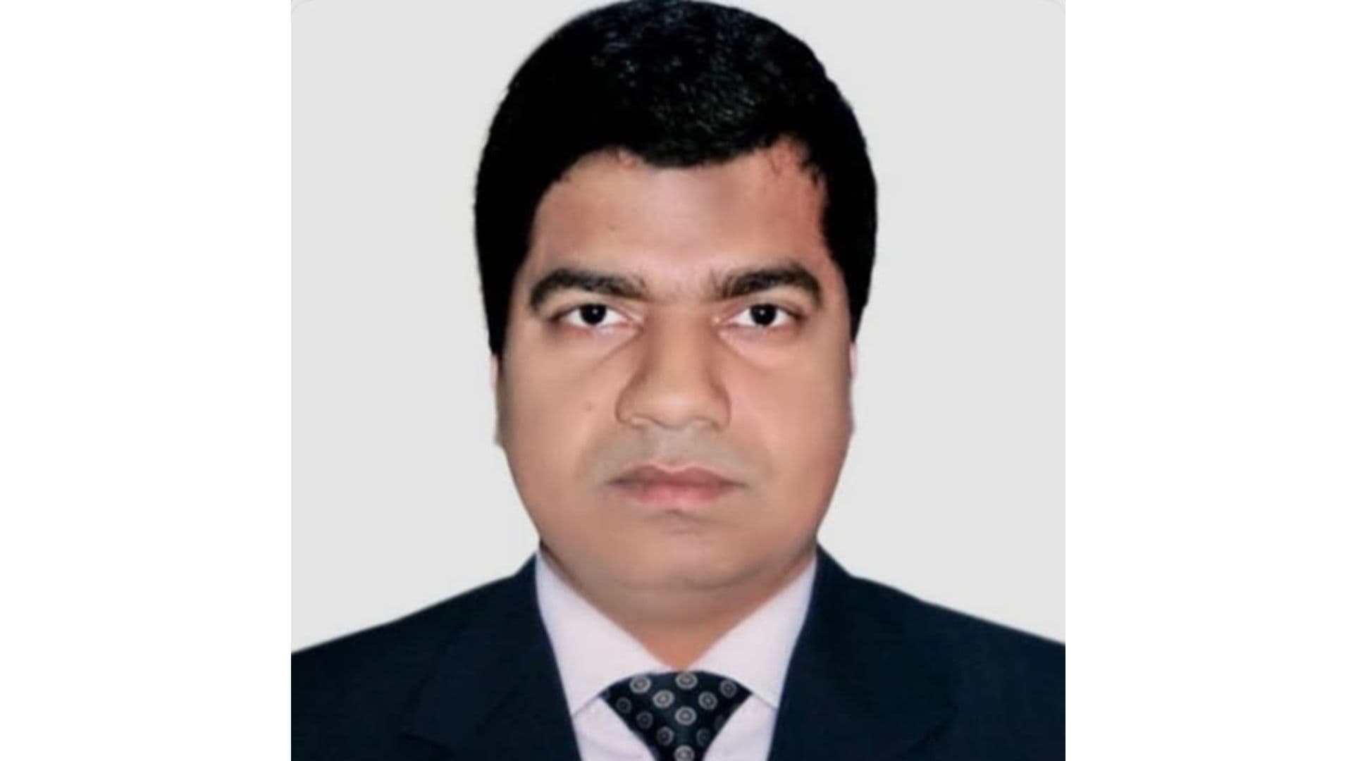 যবিপ্রবির বিজ্ঞান অনুষদের নতুন ডিন ড. হাফিজ উদ্দিন- খবরের থাম্বনেইল ফটো