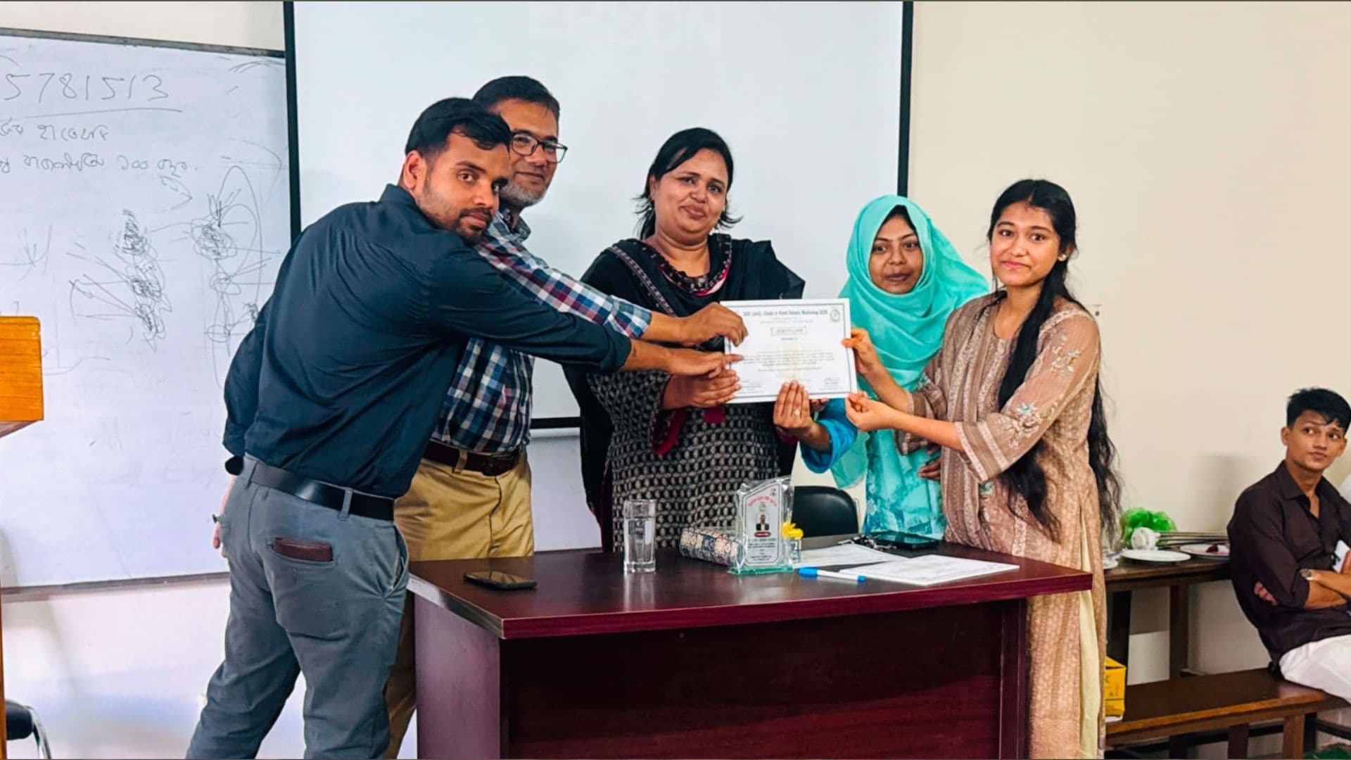 জবিতে ‘বিতর্কে হাতে-খড়ি’ শীর্ষক কর্মশালা অনুষ্ঠিত- খবরের ইমেজ Image