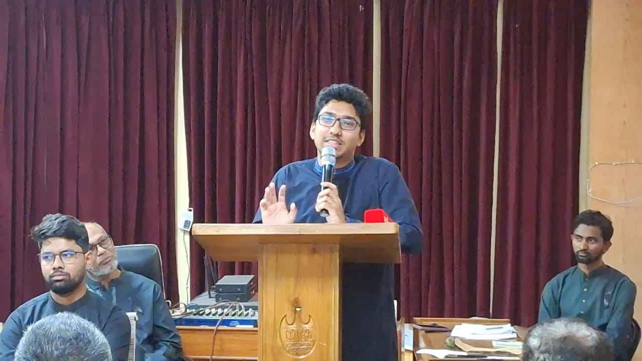 সংকীর্ণ জাতীয়তাবাদ আমাদেরকে দ্বিধাবিভক্ত করে দিয়েছিল: চাকসু জিএস- খবরের থাম্বনেইল ফটো