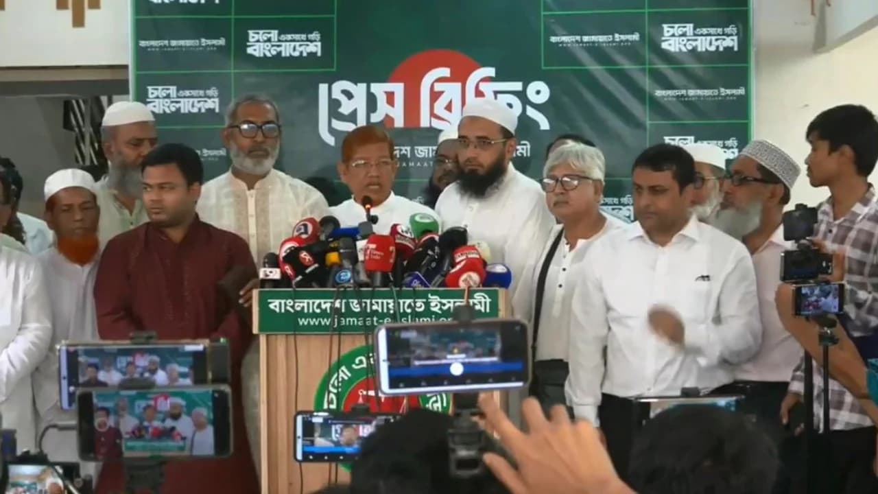 ৩৬ দিনের কর্মসূচি ঘোষণা ১১ দলীয় জোটের- খবরের ইমেজ Image