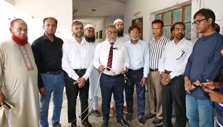 ইবিতে উচ্চগতির নেটওয়ার্ক স্থাপনের কার্যক্রম উদ্বোধন- খবরের ইমেজ Image