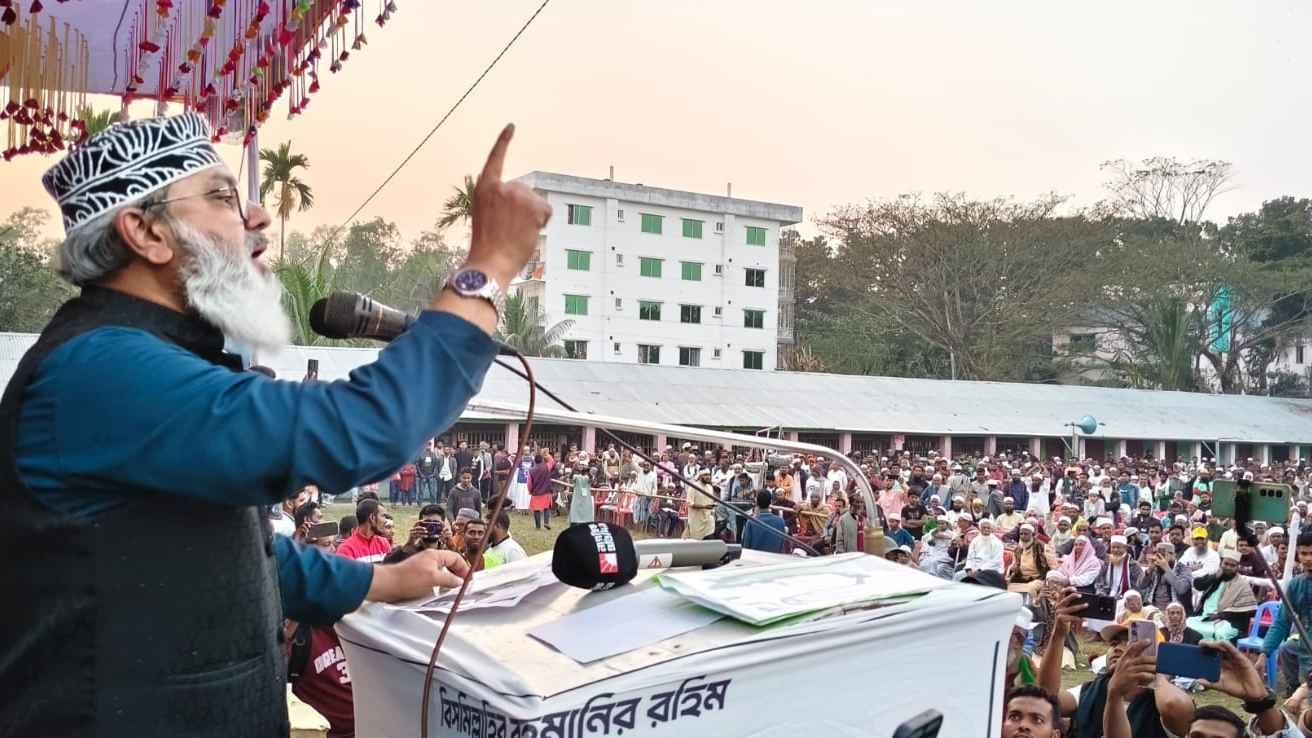 ‘বিএনপি জনগণের পালস বুঝতে পারেনি, নির্বাচনে তাদের ভূমিধস পরাজয় হবে’- খবরের থাম্বনেইল ফটো