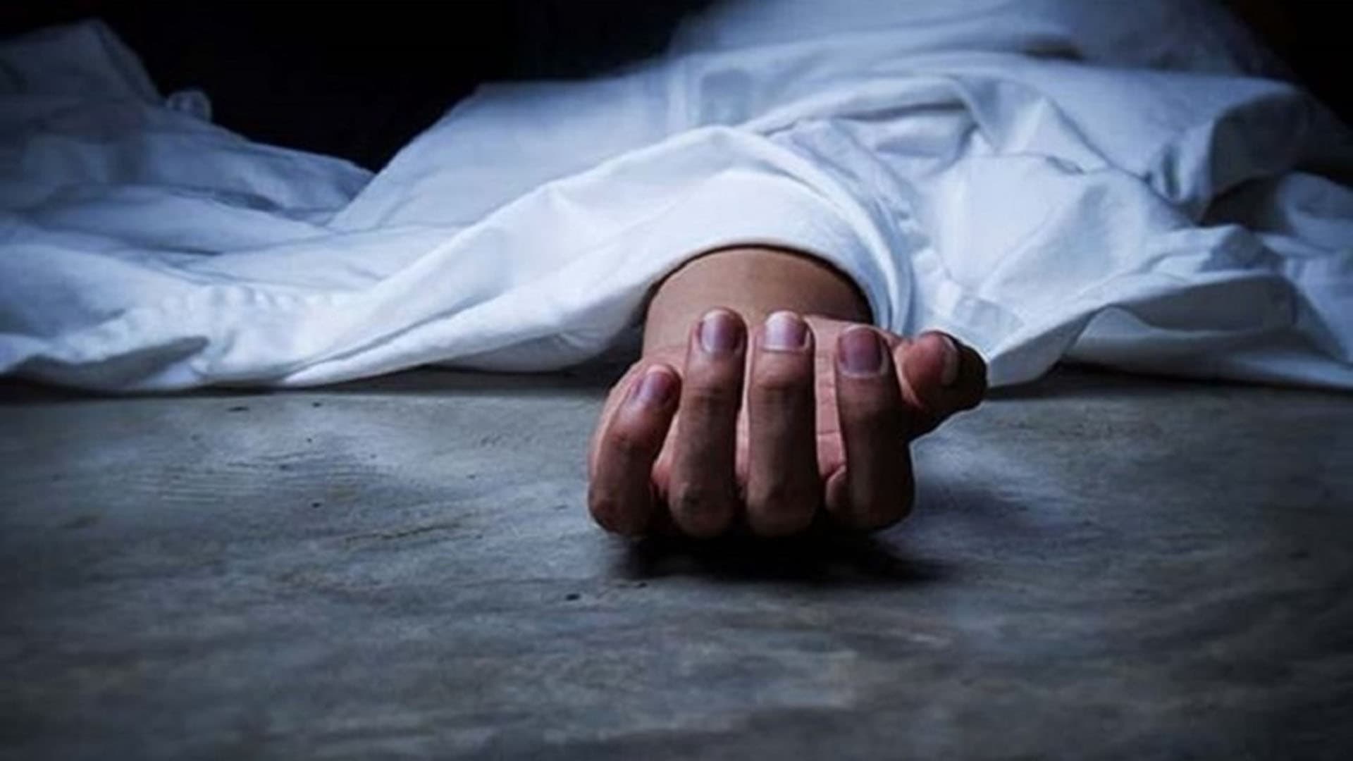শাহবাগের ফুটপাত থেকে ৩ ব্যক্তির মরদেহ উদ্ধার করেছে পুলিশ - খবরের ইমেজ Image
