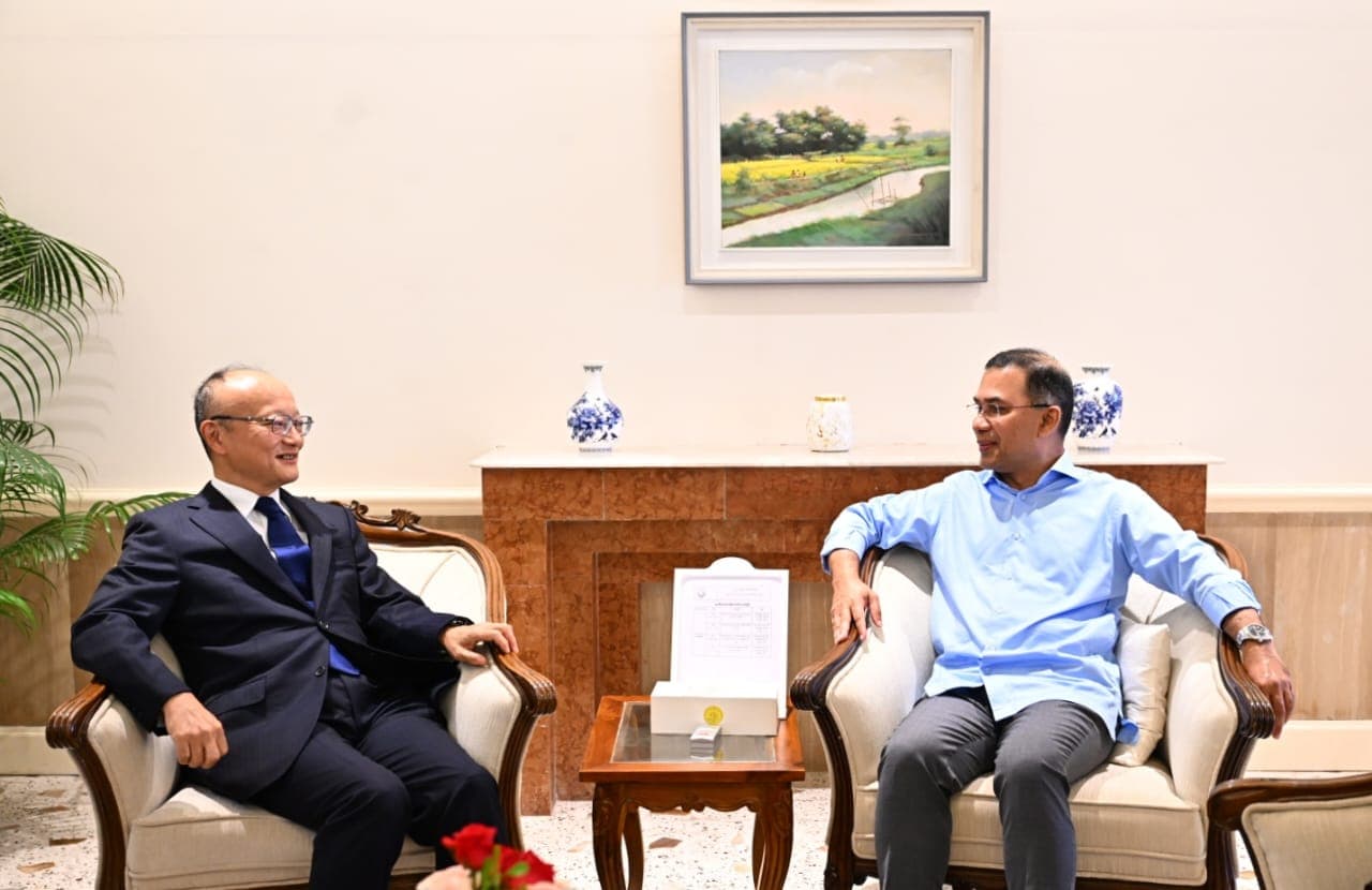 প্রধানমন্ত্রীর সঙ্গে এডিবি প্রেসিডেন্টের সাক্ষাৎ- খবরের থাম্বনেইল ফটো