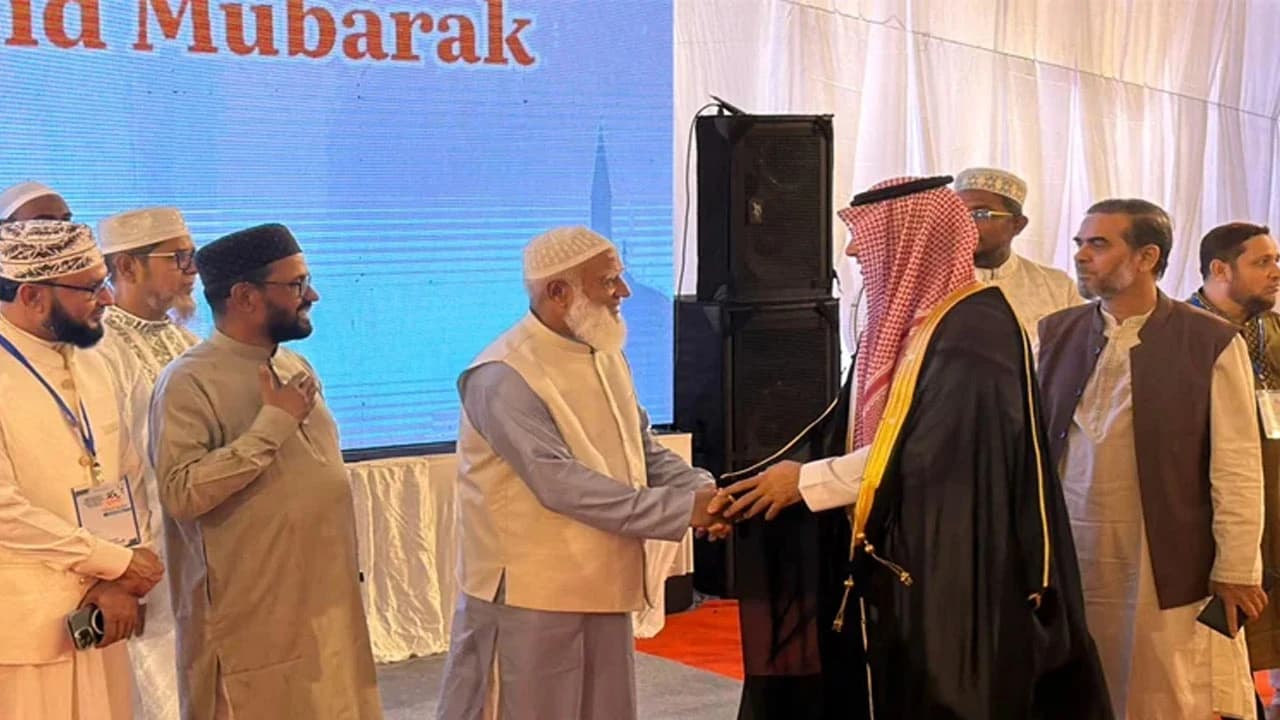 জামায়াতে আমীরের সঙ্গে কূটনীতিকদের ঈদের শুভেচ্ছা বিনিময়- খবরের থাম্বনেইল ফটো