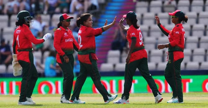 পাকিস্তানকে হারিয়ে তৃতীয় স্থানে উঠল বাংলাদেশ- খবরের থাম্বনেইল ফটো