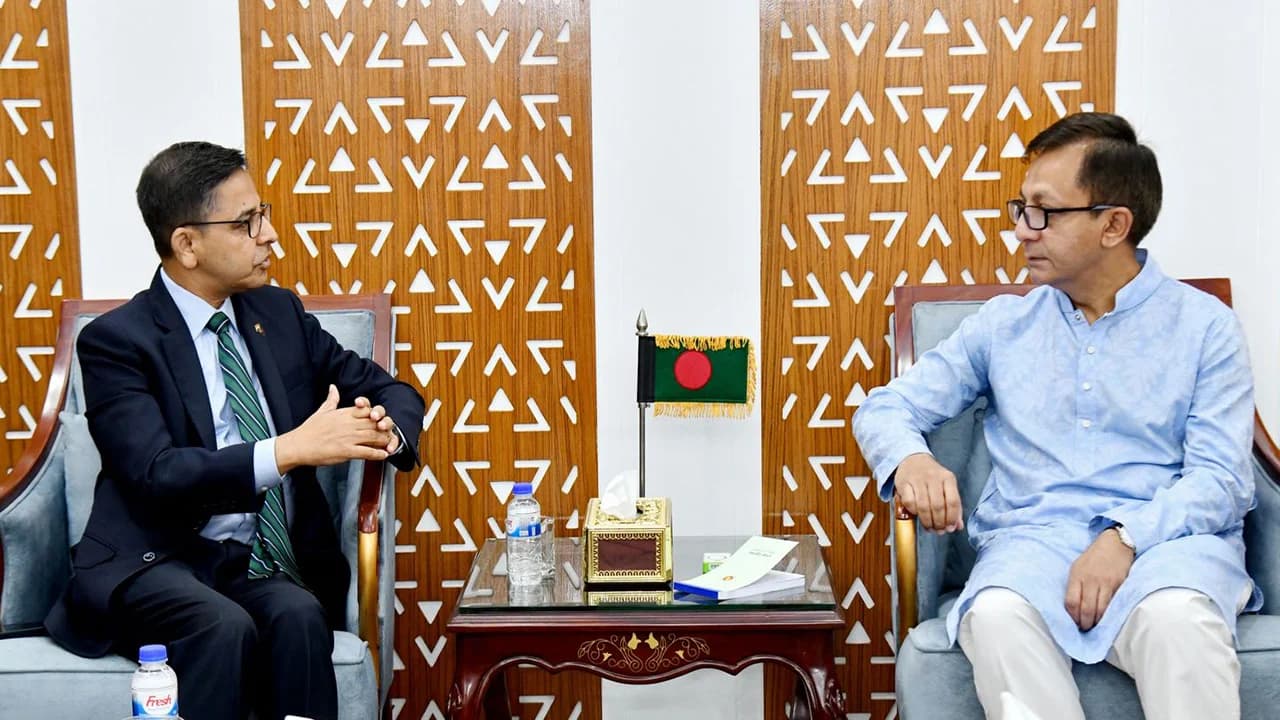 বাংলাদেশ–ভারত বাণিজ্য সম্পর্ক আরও সুদৃঢ় করার প্রত্যয়- খবরের থাম্বনেইল ফটো