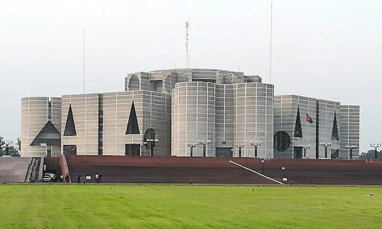 সরকারি চাকরিতে প্রবেশের সর্বোচ্চ বয়সসীমা ৩২ বছর নির্ধারণে বিল পাস- খবরের ইমেজ Image